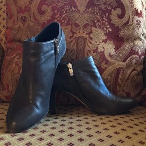 Vince Camuto Gray booties